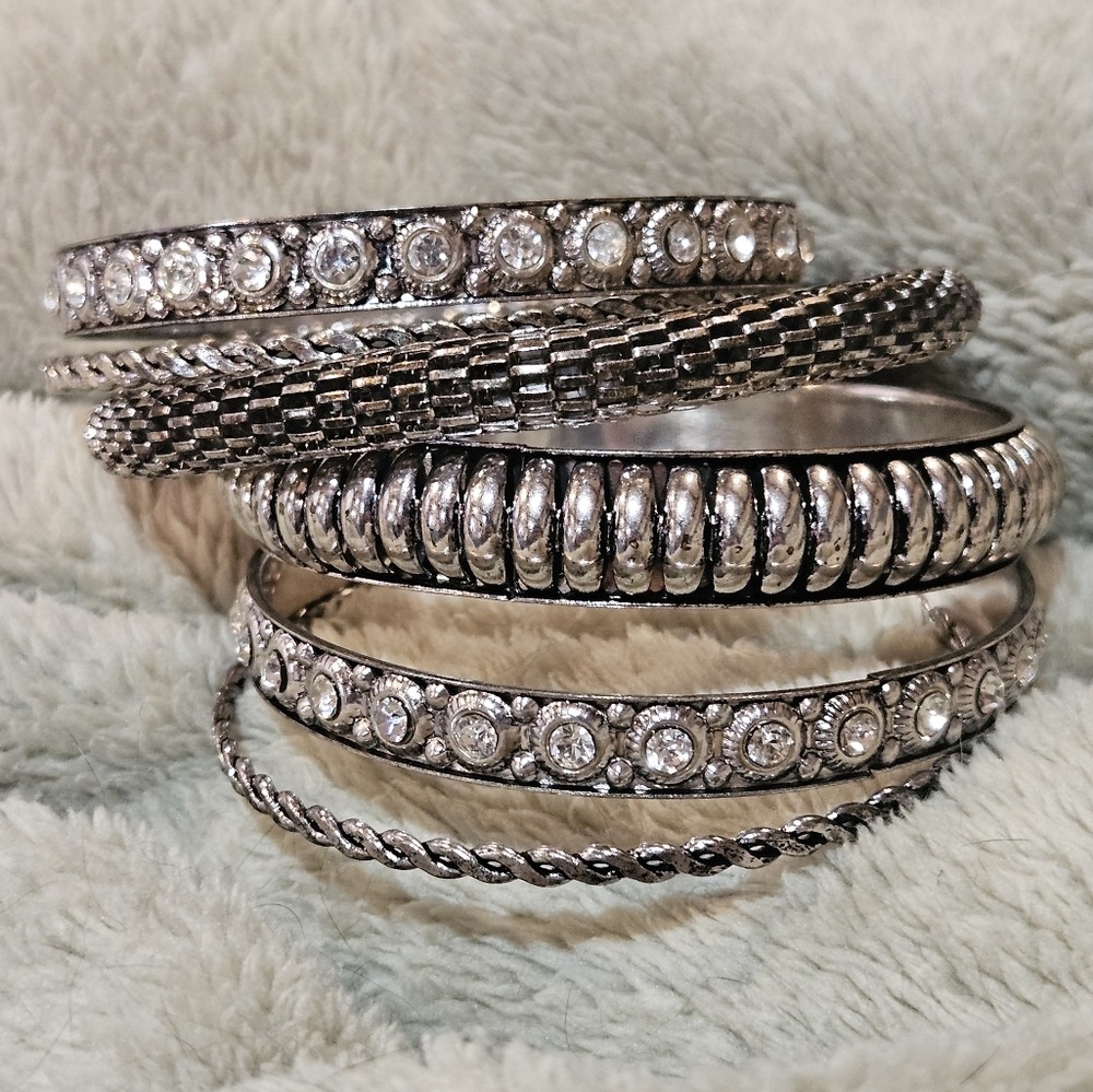 Silver Bangle bracelets. Set of six